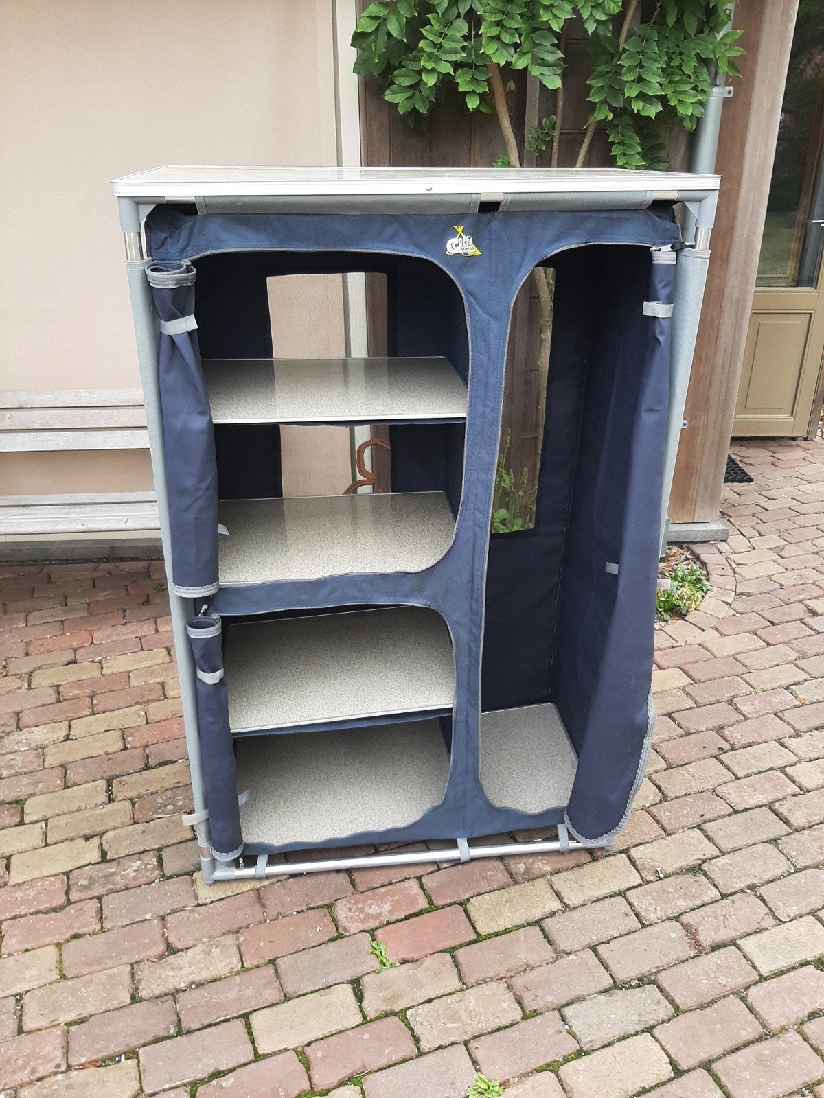 camping kleerkast, Caravans en Kamperen, Kampeermeubelen, Ophalen, Zo goed als nieuw, Campingkast
