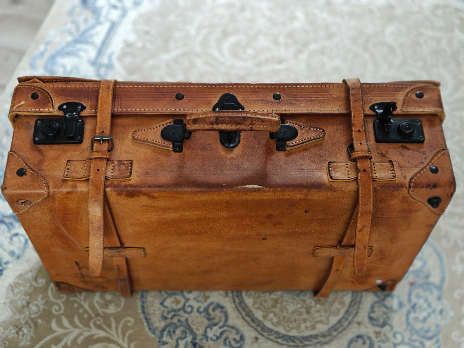 étui de voyage en cuir dur vintage, antique et authentique, 50 à 100 cm, Enlèvement, Utilisé, Moins de 50 cm