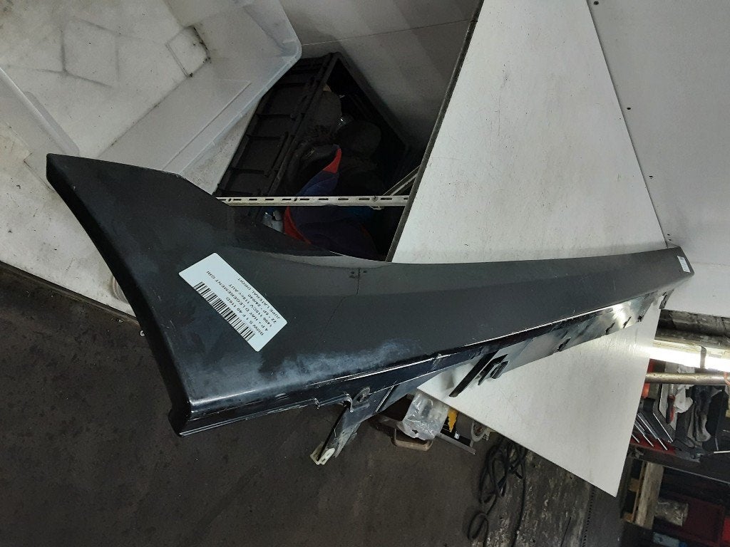 GARNITURE SEUIL DE PORTE BMW 1 serie (F40) (51777461382), Utilisé, BMW, Petuelring 130
80809  München, DE, Bayerische Motoren Werke AG