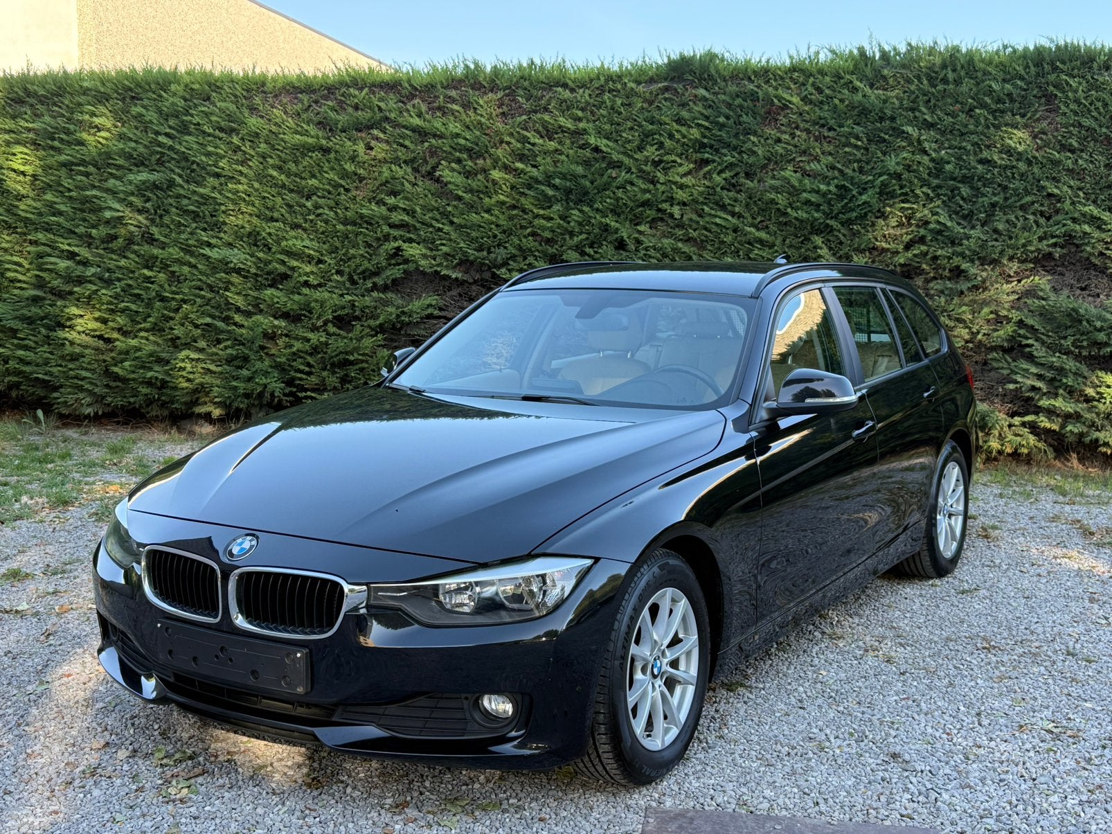 BMW 316D Touring Édition de luxe, Autos, Euro 5, Achat, Entreprise, Entretenue par le concessionnaire