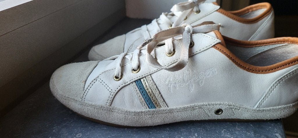 Sneaker Tommy Hilfiger taille 38 en cuir, Tommy hilfiger, Enlèvement ou Envoi, Sneakers et Baskets, Comme neuf
