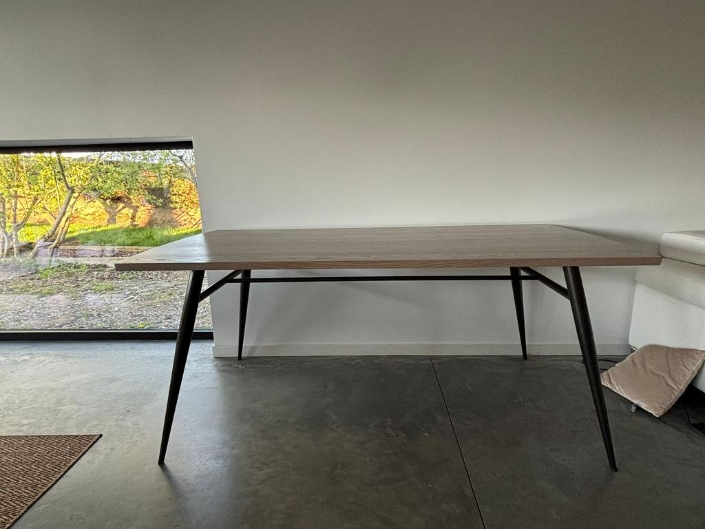 Eettafel, Ophalen, Zo goed als nieuw