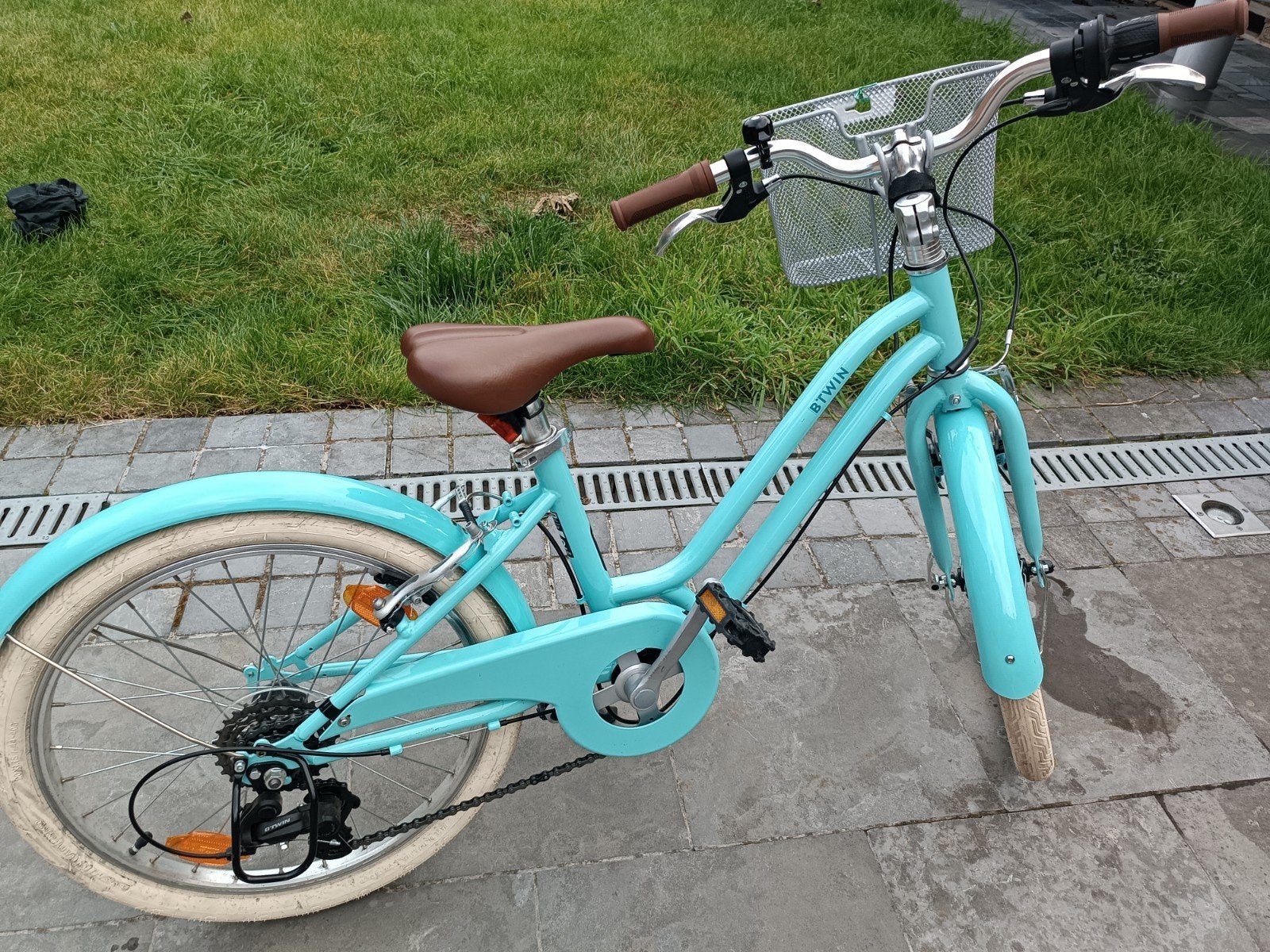 kinderfiets btwin 500 inch 20, Ophalen, Velgrem, Zo goed als nieuw, Handrem