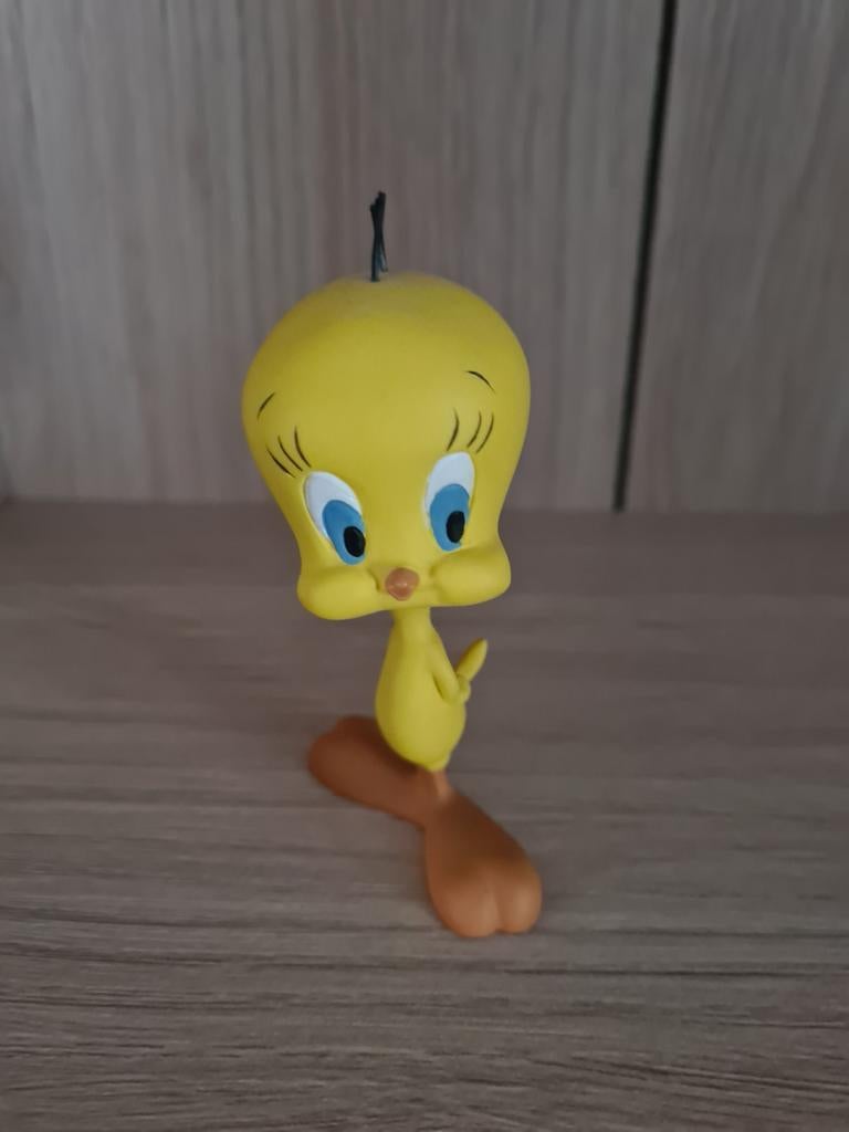 Tweety, Verzamelen, Ophalen