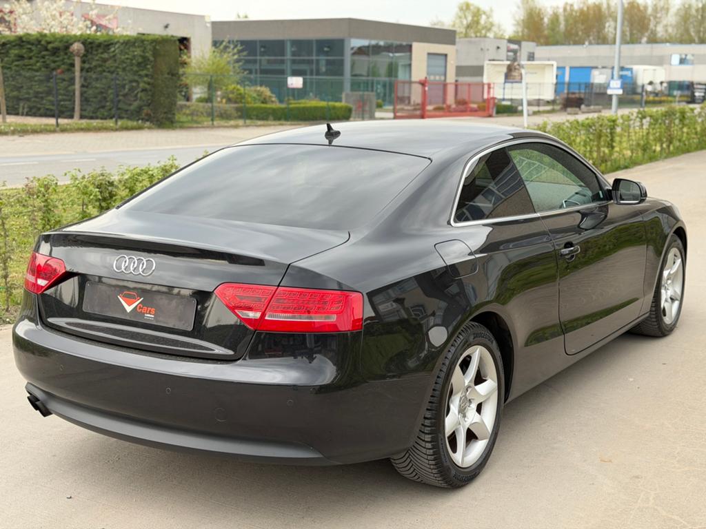Audi a5 coupé benzine 1ste eig. Navi airco PERF STAAT+ gar., Auto's, Audi, Bluetooth, Euro 5, Bedrijf, A5