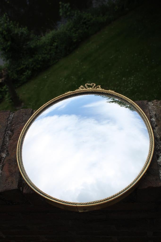 Bolle butlerspiegel, oud exemplaartje., Ophalen of Verzenden, Zo goed als nieuw, Rond, Minder dan 50 cm