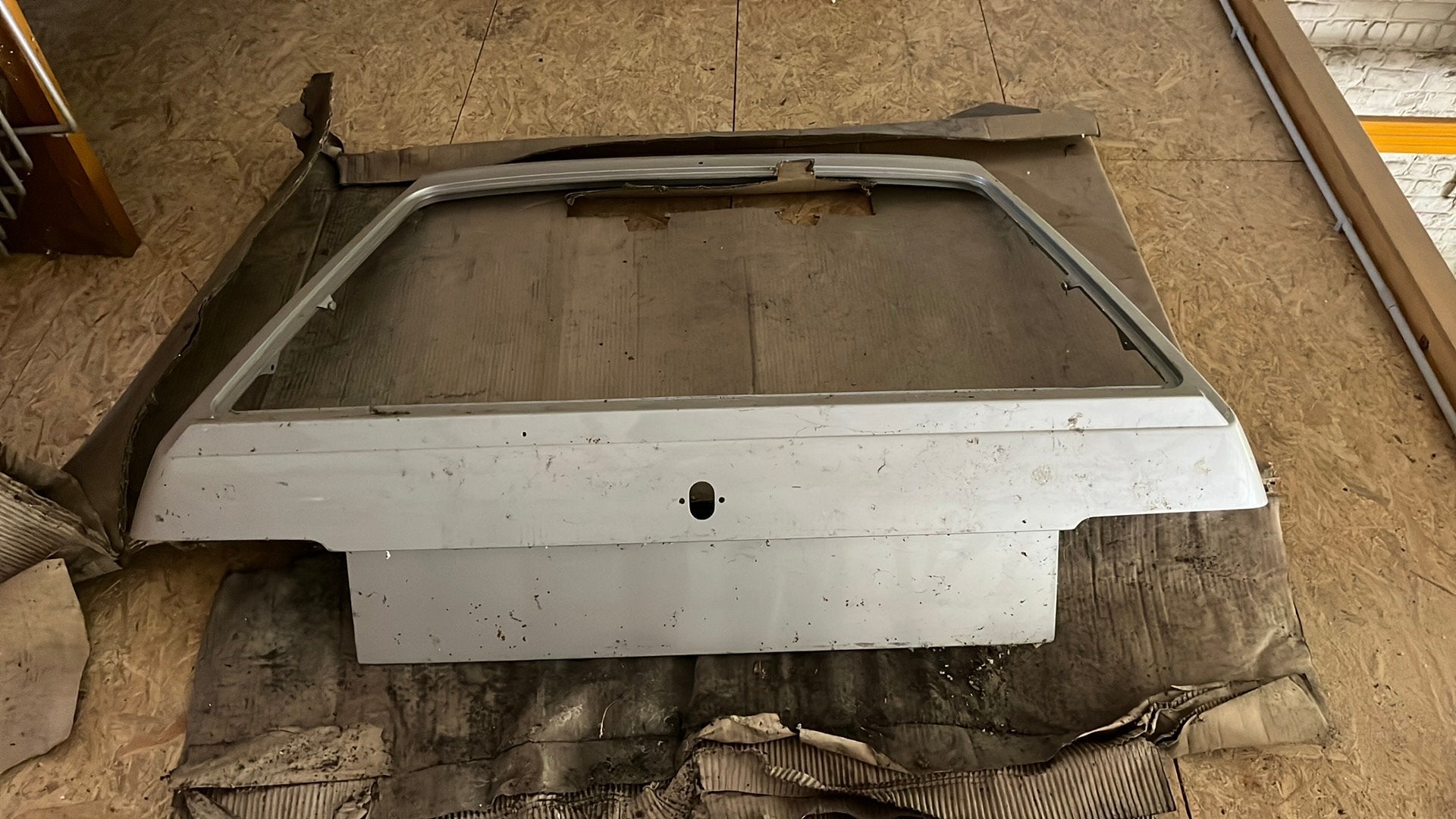 Kofferdeksel Citroën BX (nieuw; nooit gemonteerd), Auto-onderdelen, Carrosserie, Ophalen, Citroën