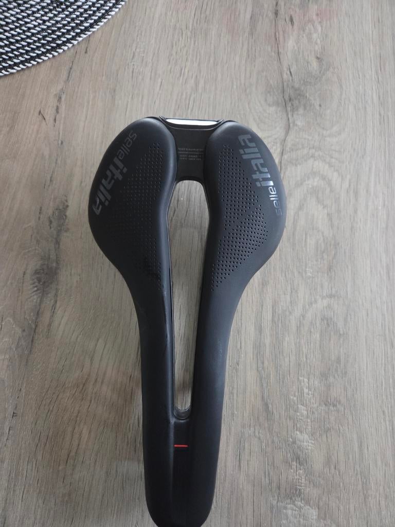 Selle Italia Flite Boost en carbone 135 mm, Enlèvement ou Envoi, Carbone