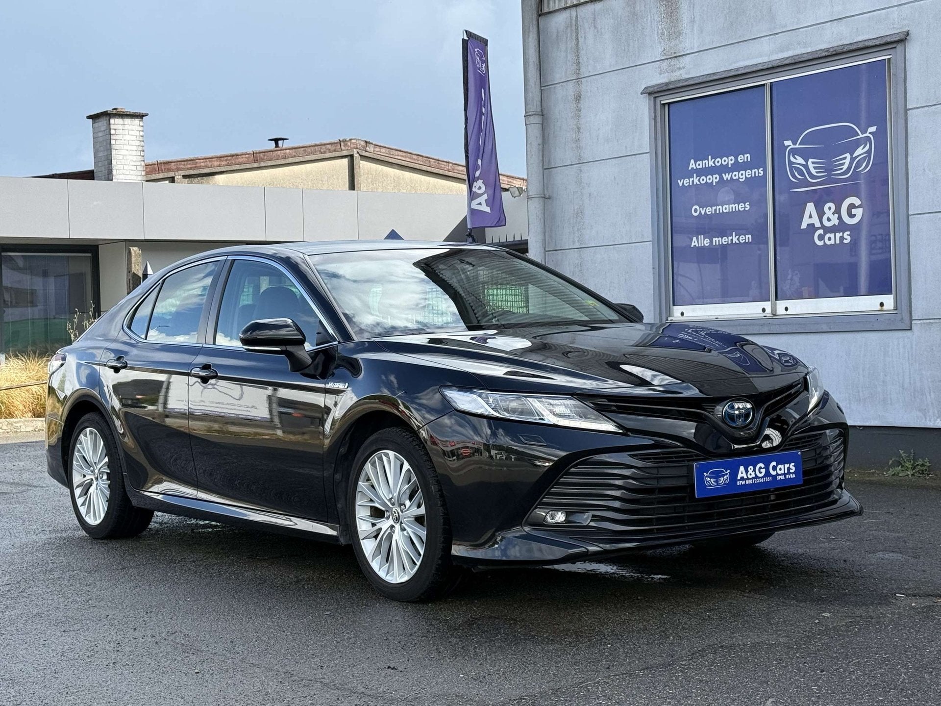 Toyota Camry Camry Hybrid 2.5 Premium Plus e-CVT, Autos, 2487 cm³, Entreprise, Capteur de lumière, https://public.car-pass.be/vhr/18366eb2-0ea6-4f16-836d-2eb51e19da9f