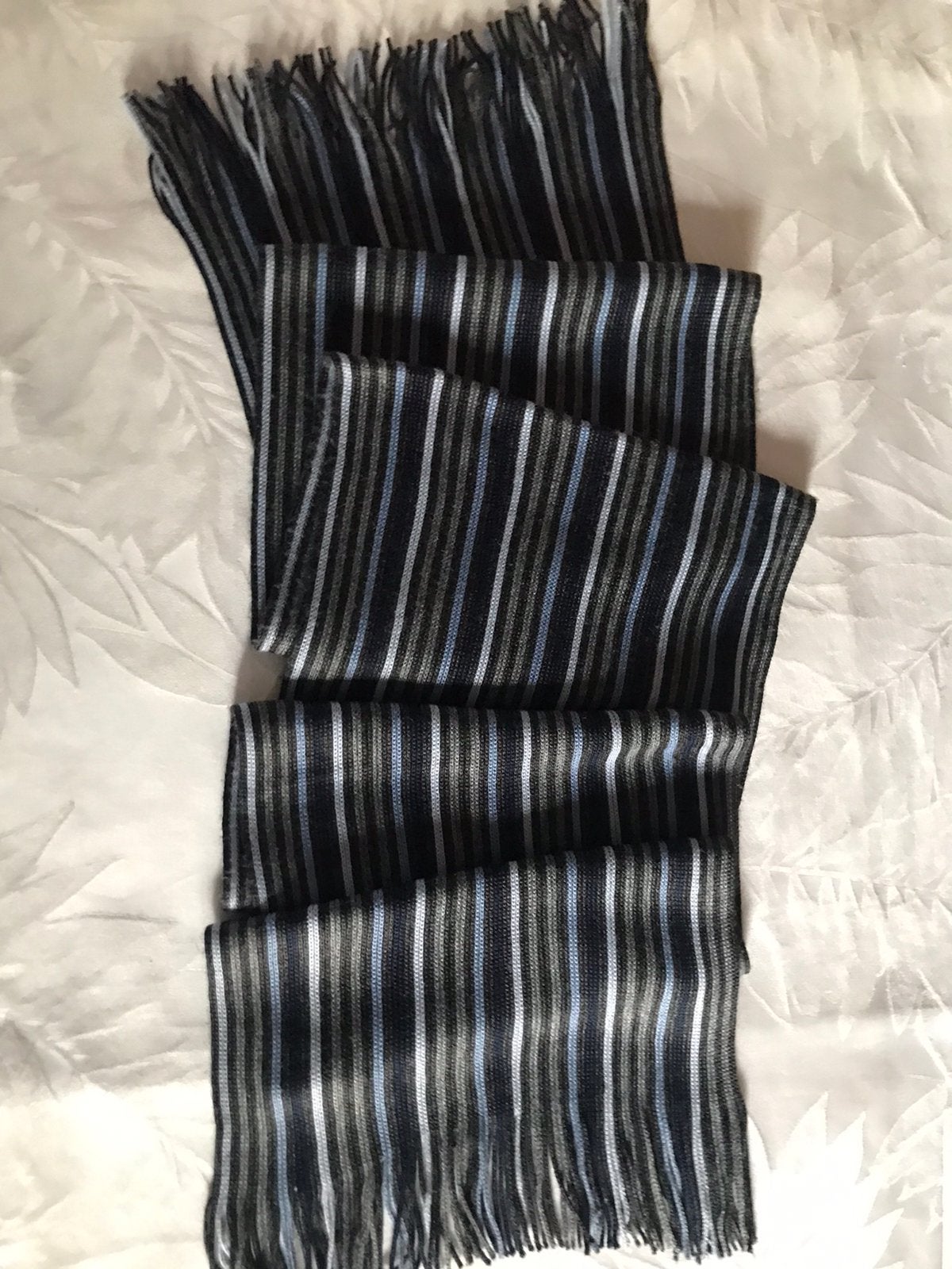 A vendre ÉCHARPE pour HOMME. Coton / Synthétique., Neuf, Écharpe