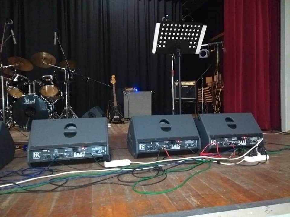Monitors, Enlèvement, Comme neuf, Moniteur(ampli)