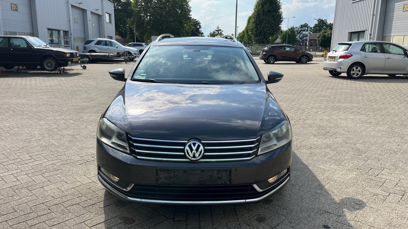 Vw Passat 1.6tdi 2011 77kw, Auto's, Euro 5, Zwart, Bruin, Bedrijf