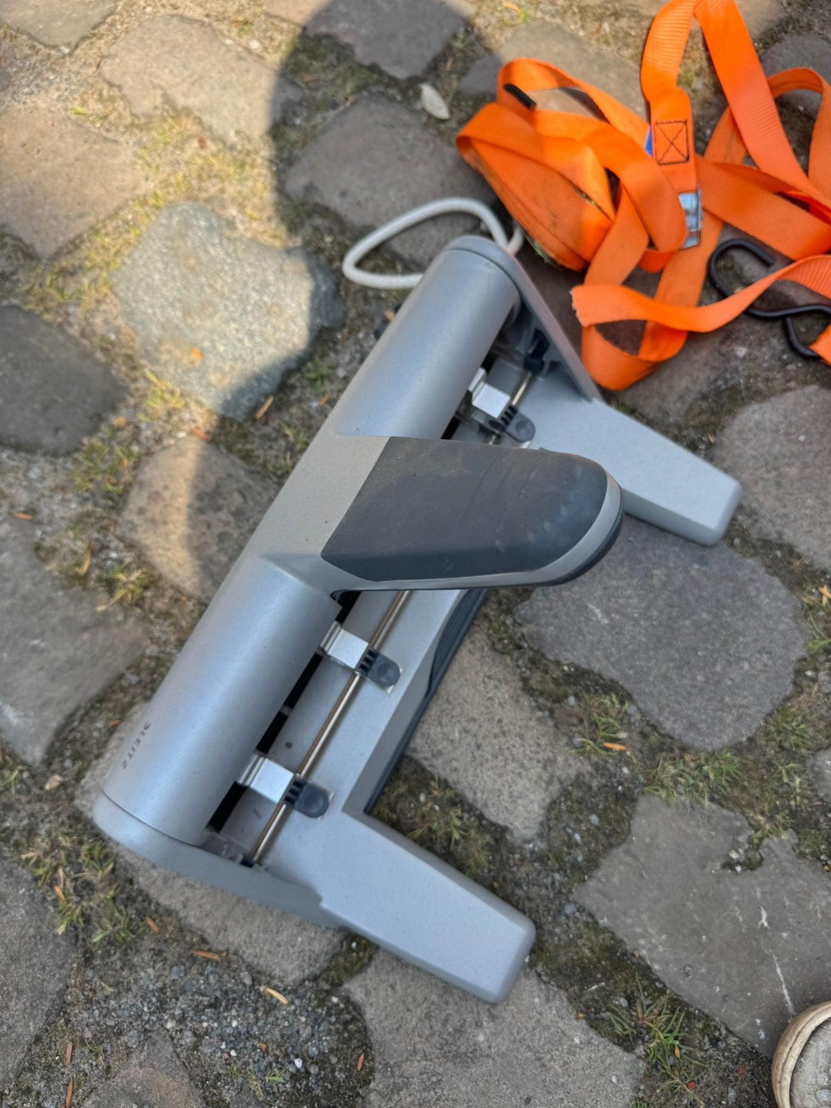 Leitz Heavy Duty AKTO Multi Perforator -4 gaats, Ophalen of Verzenden, Zo goed als nieuw