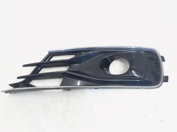 Plaque de protection feu antibrouillard gauche d'un Audi A6, -, 3 mois de garantie, Audi, Utilisé