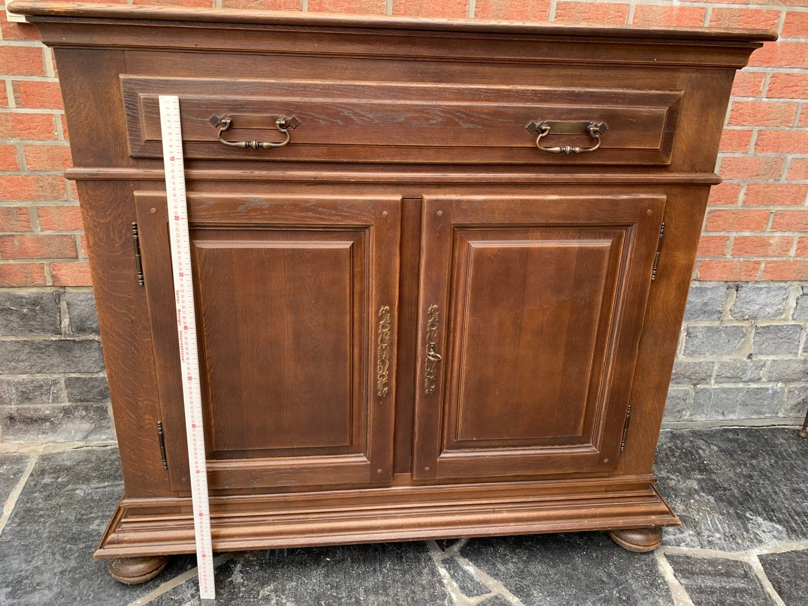 Buffet en bois massif, Enlèvement, Comme neuf