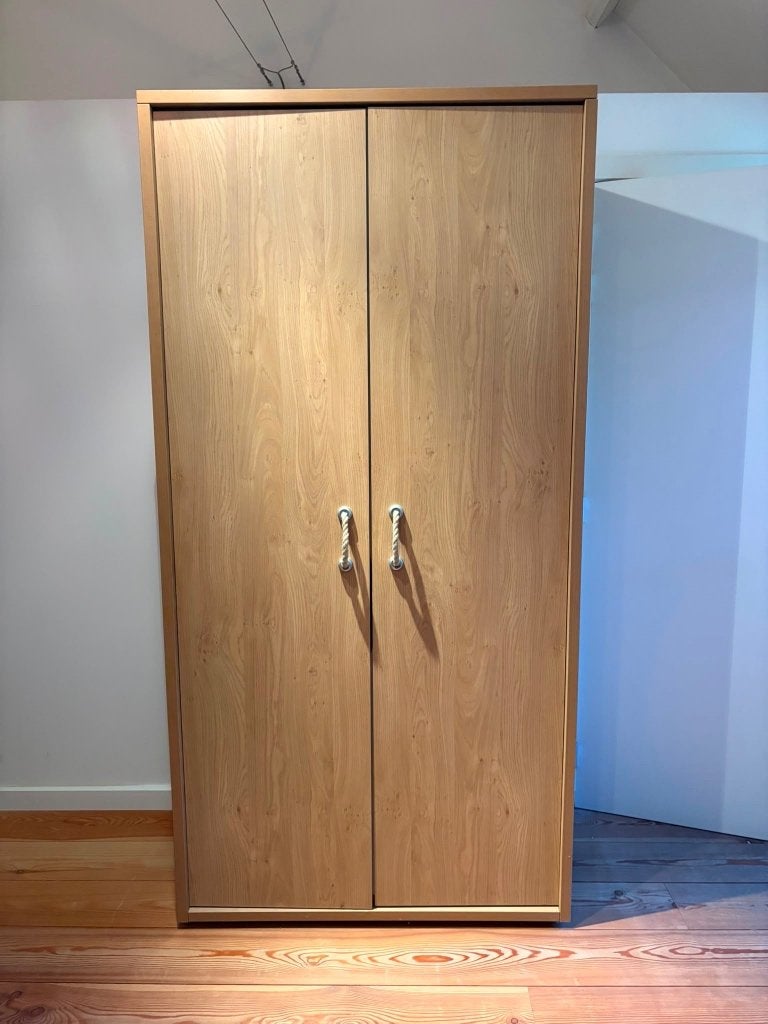 kleerkast Ikea, Enlèvement