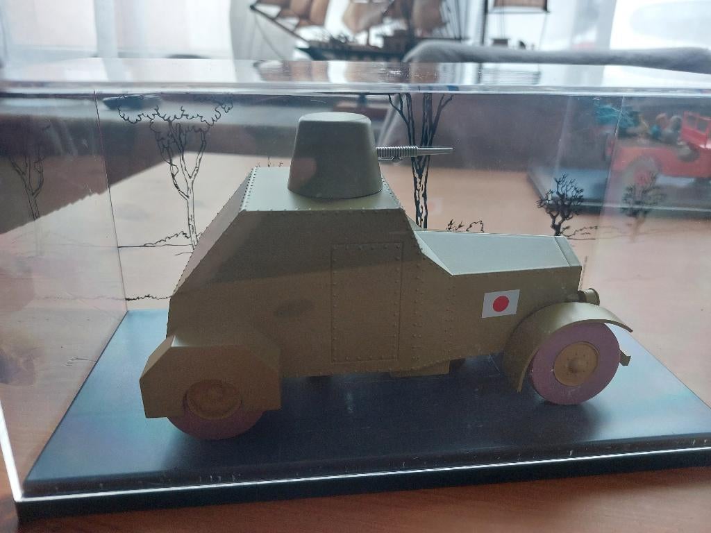 Voiture Tintin 1/24e "L'auto Blindée", Enlèvement ou Envoi, Tintin, Utilisé, Statue ou Figurine