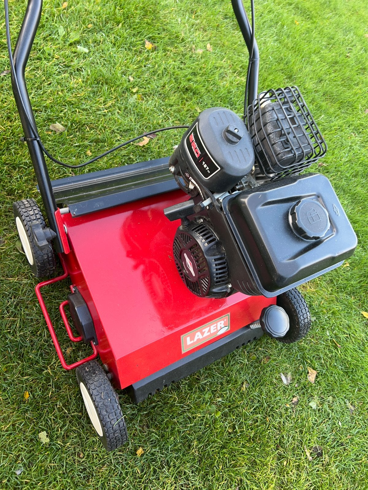 Lazer Petrol (Briggs & Stratton) — révisée, Enlèvement, Comme neuf, Essence
