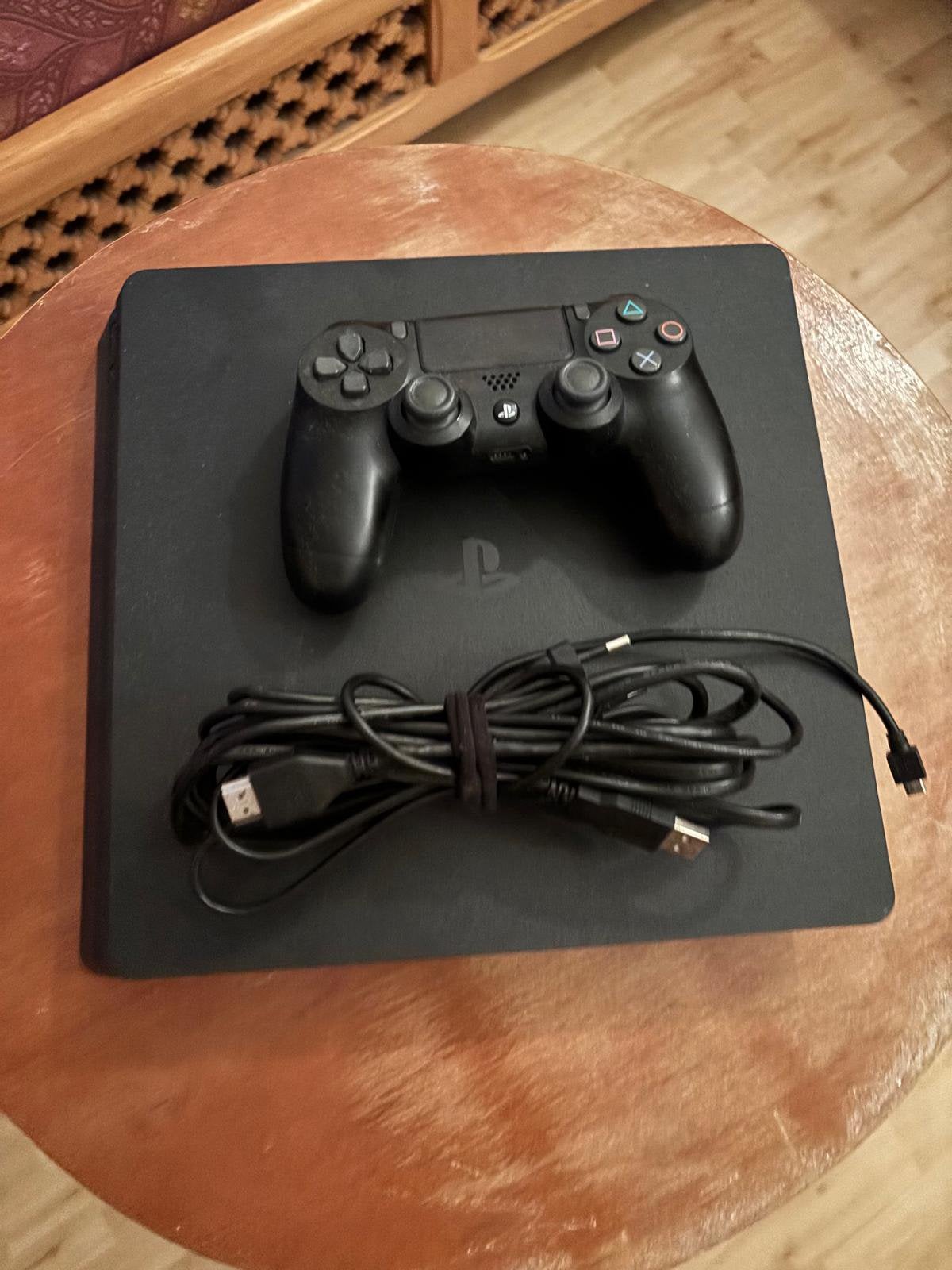 Playstation 4, Games en Spelcomputers, Ophalen, Zonder controller, Original, 500 GB
