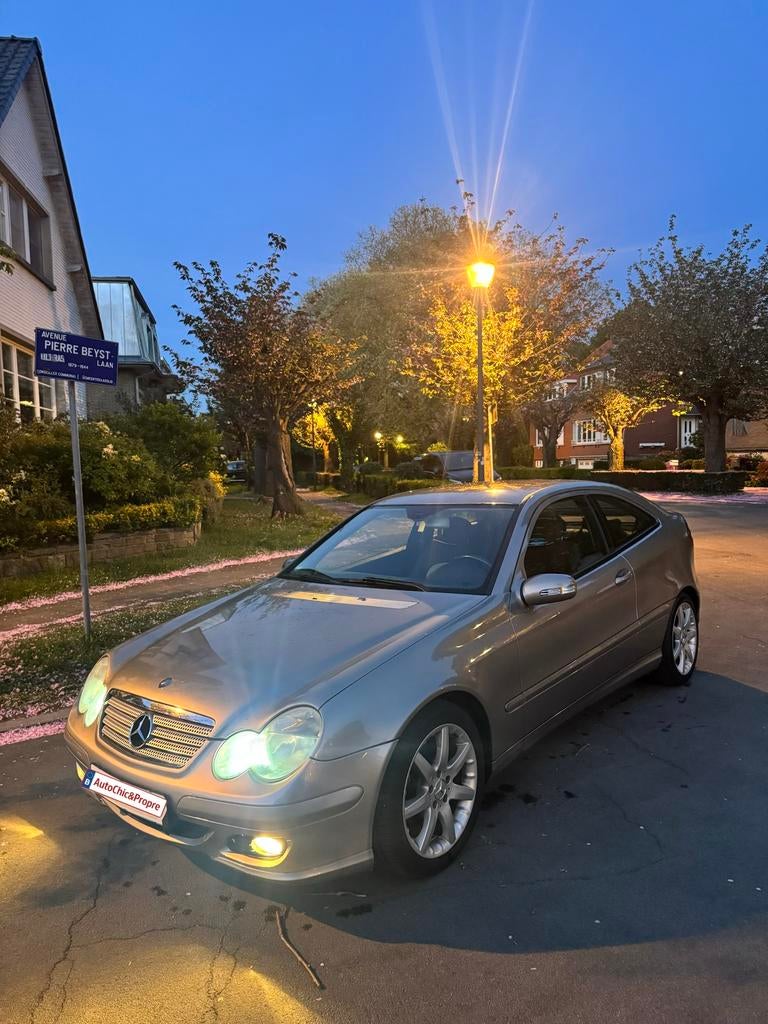Mercedes C180 Kompressor, Autos, Cuir, Argent ou Gris, Achat, Entreprise