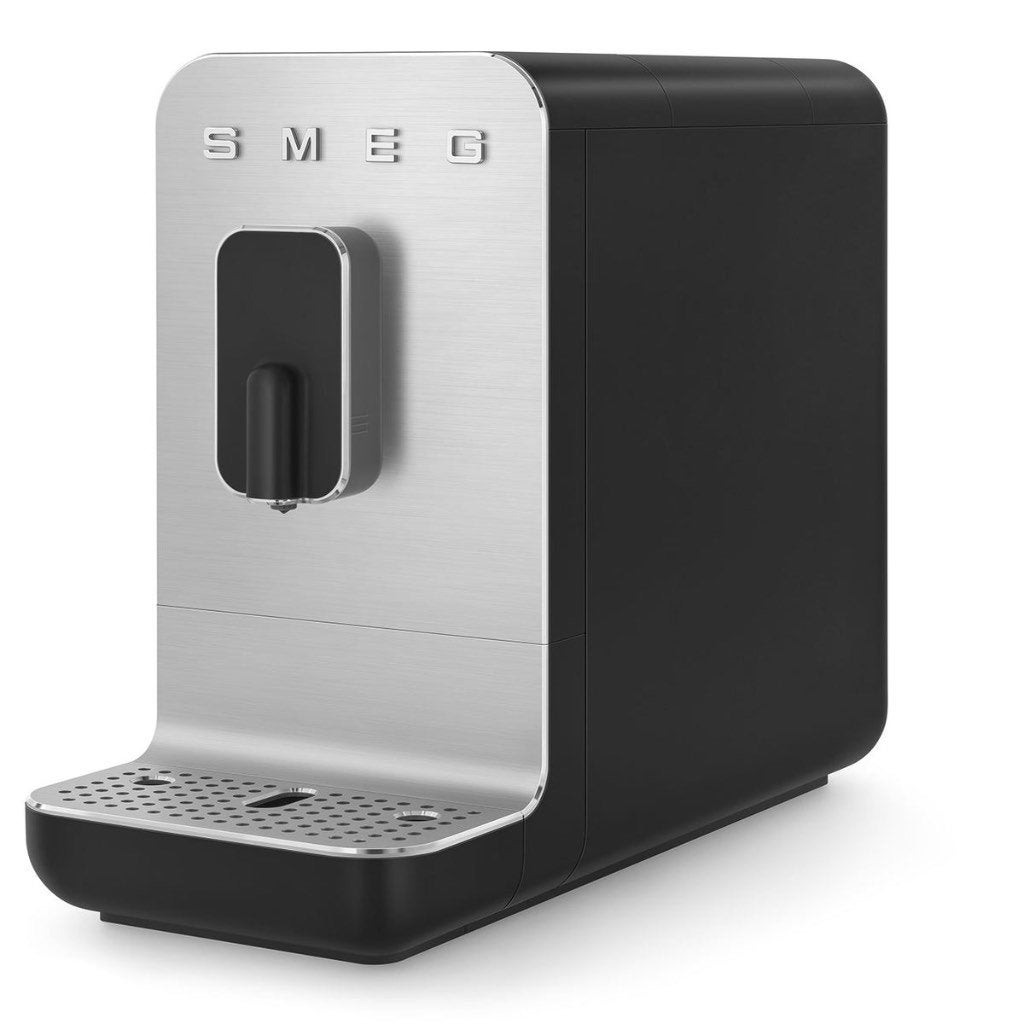 Machine à café SMEG BCC11 Noir argenté, Electroménager, Cafetières, Neuf, Café en grains, Machine à espresso, Réservoir d'eau amovible