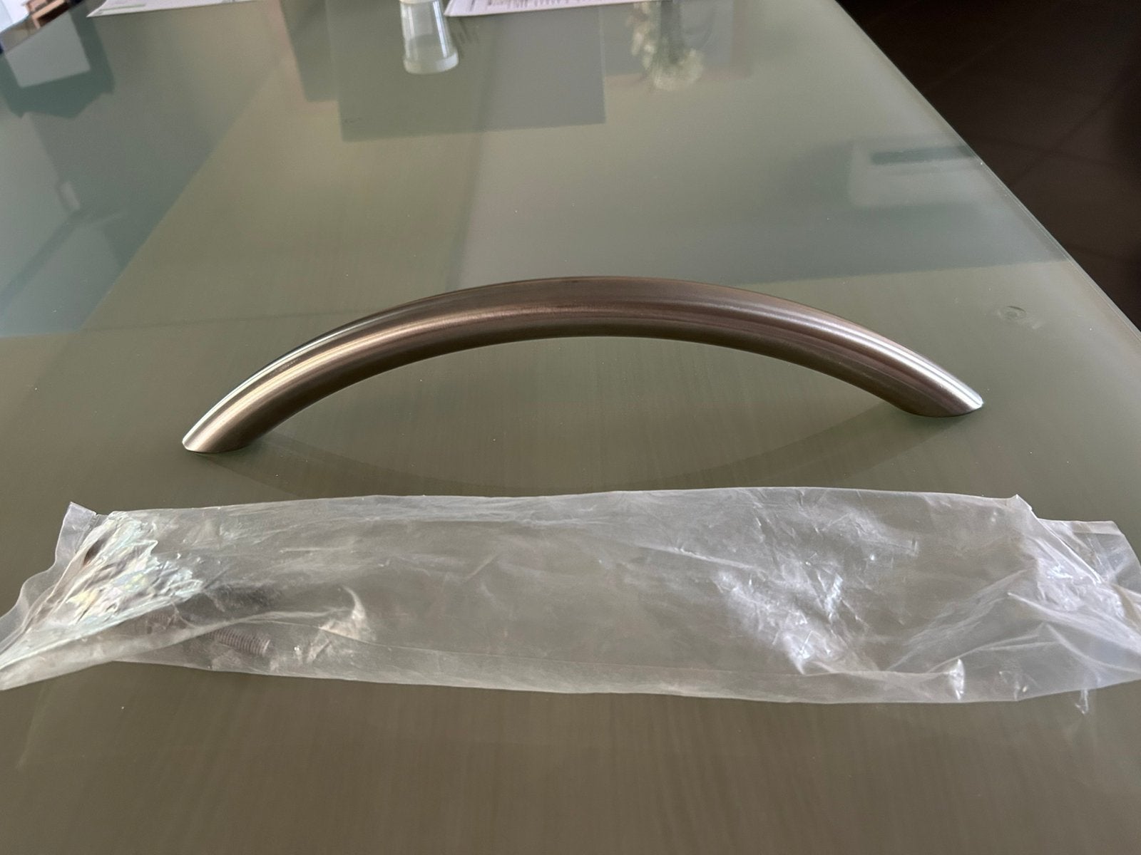 Kruk voor op een buitendeur inox, enbevestigingbouten, nieuw, Ophalen, Zo goed als nieuw, Buitendeur