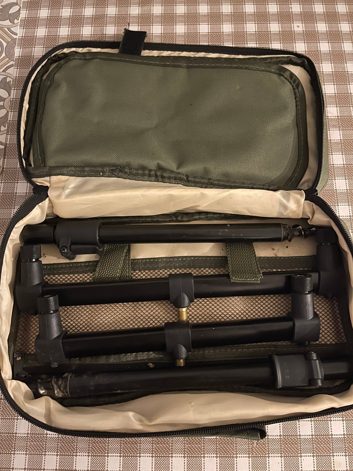 HIRISI karpervisset te koop., Ophalen, Zo goed als nieuw