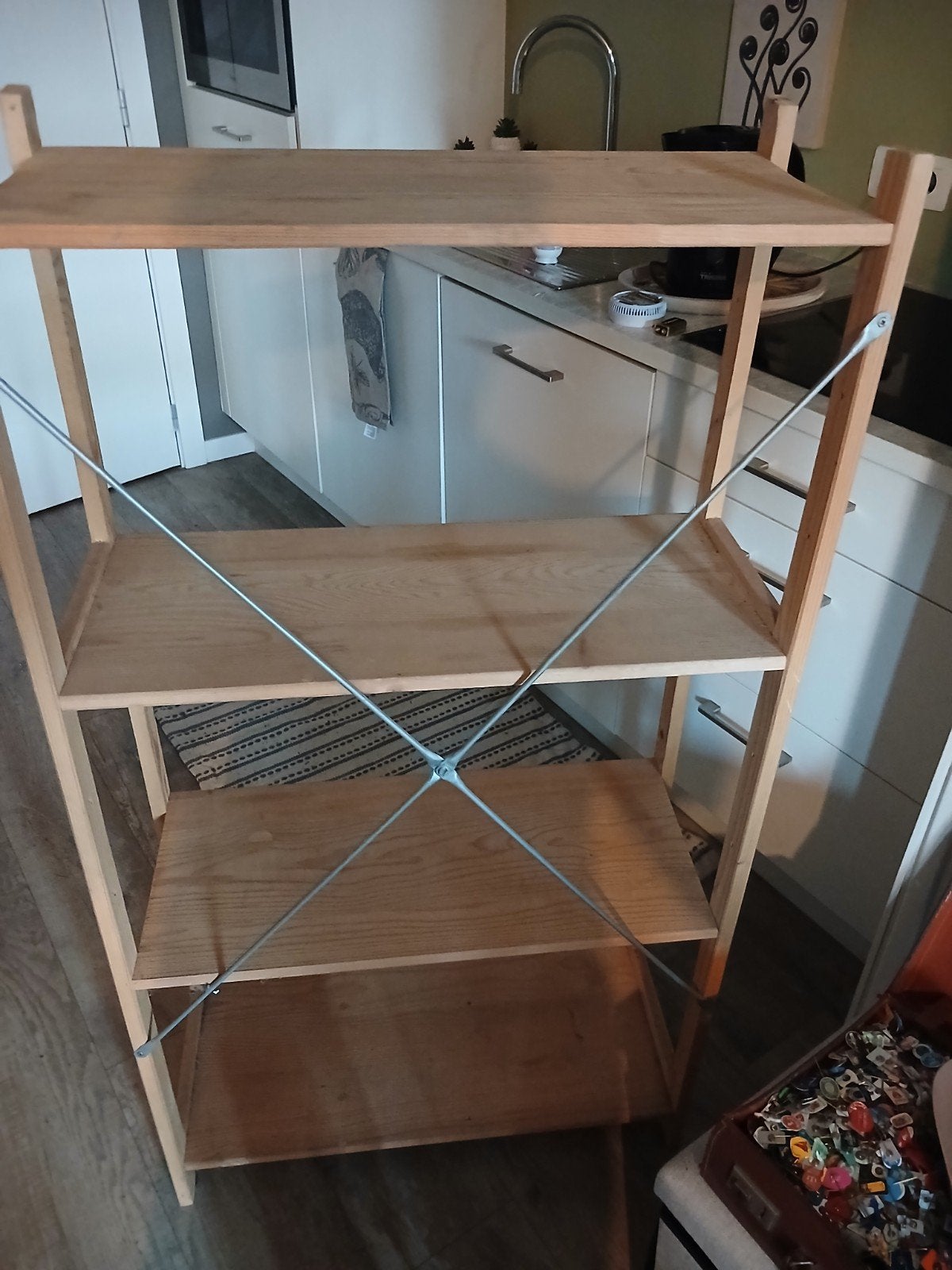 Houten rek, Ophalen