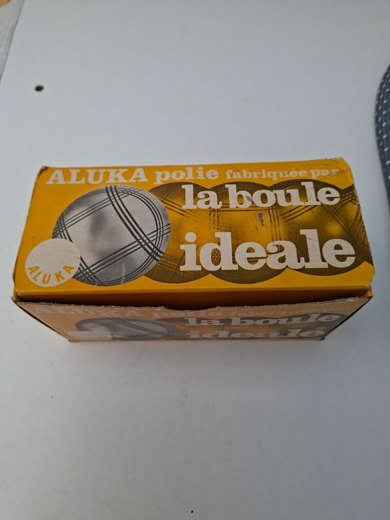 Vintage petanqueballen., Ophalen