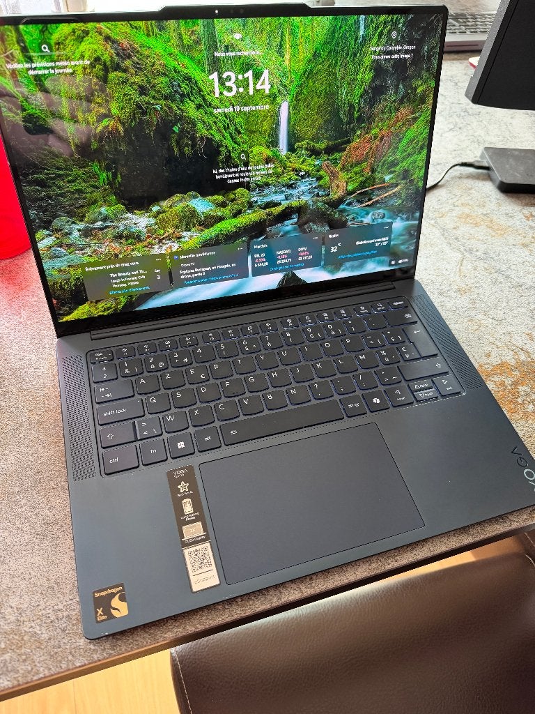 Lenovo Yoga S7 Snapdragon X Elite, Computers en Software, Minder dan 2 Ghz, Ophalen of Verzenden, Zo goed als nieuw, SSD