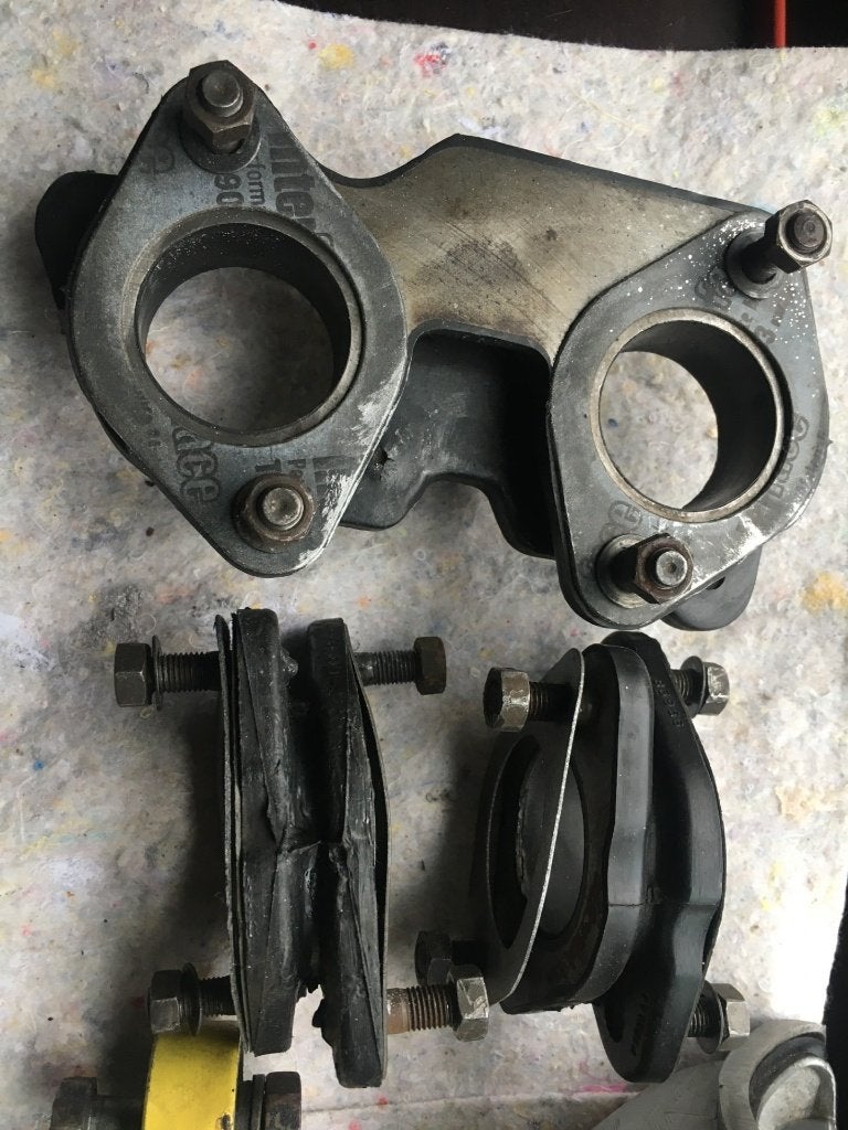 INLAAT COLLECTEUR RUBBERS alfa romeo type 105-115, Enlèvement ou Envoi, Utilisé, Alfa Romeo