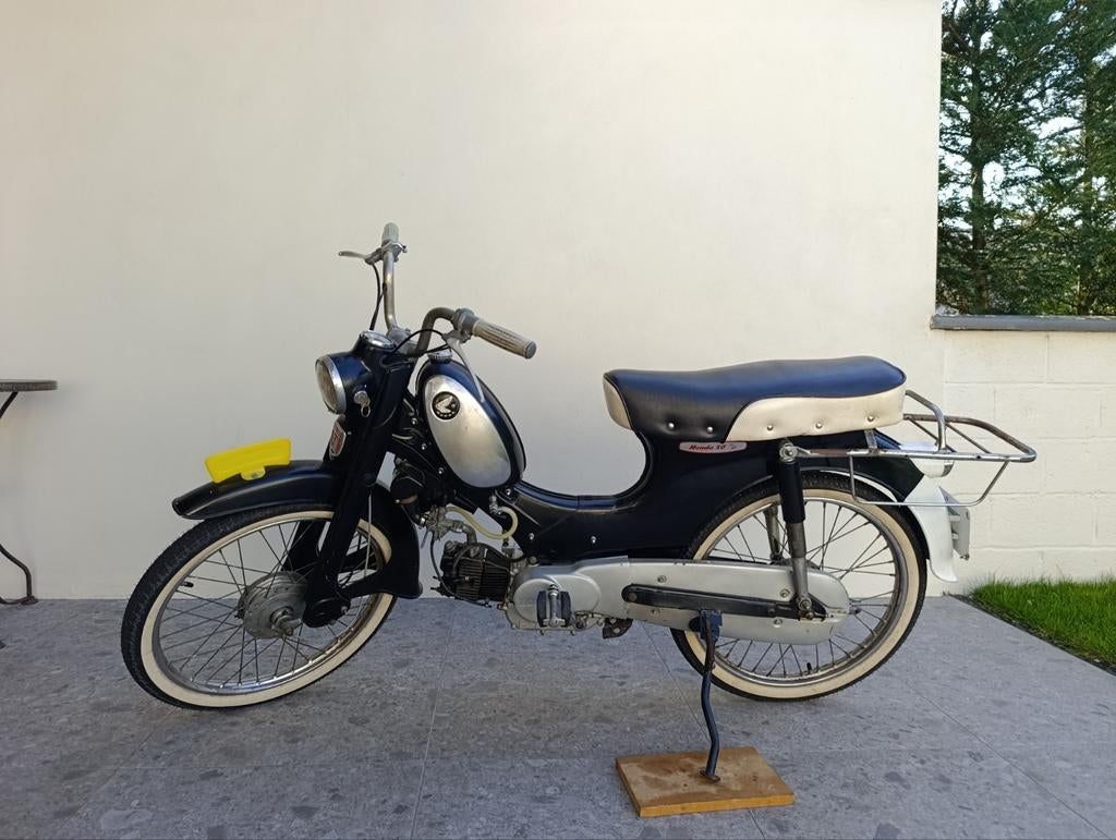 Honda c310 S met extra motor en papieren!, Fietsen en Brommers, Ophalen, Klasse B (45 km/u), 3 versnellingen