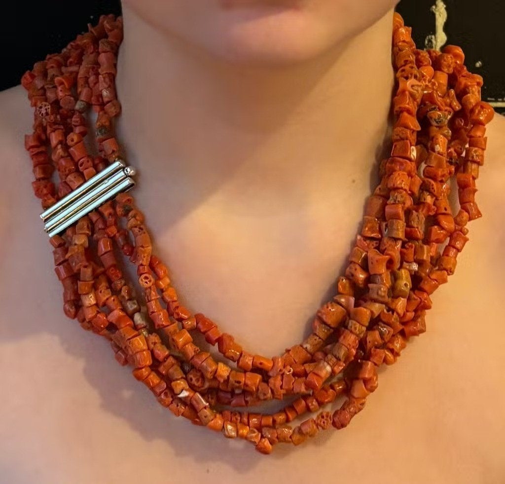 Bloedkoraal exclusief ketting vintage groot slot zilver dame, Ophalen of Verzenden, Zilver, Ketting, Met edelsteen