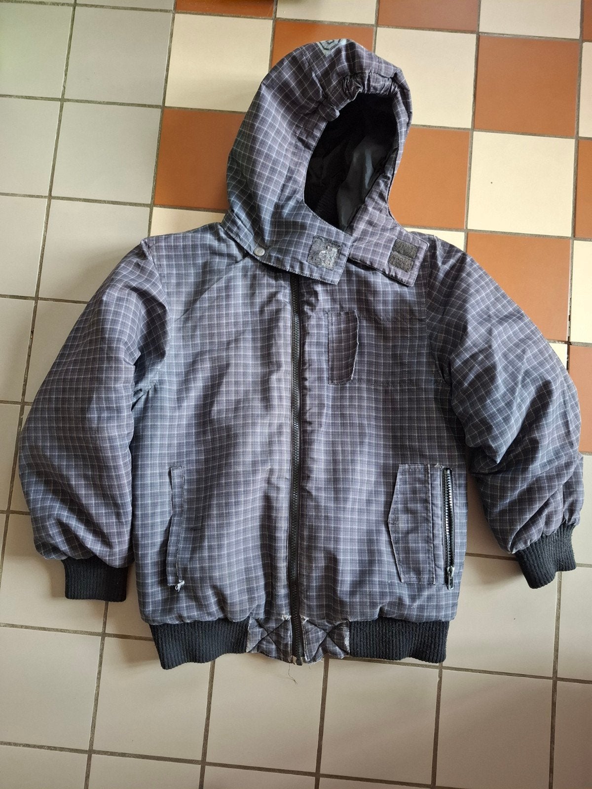gratis dikke jas 10j, Kinderen en Baby's, Ophalen, Jas