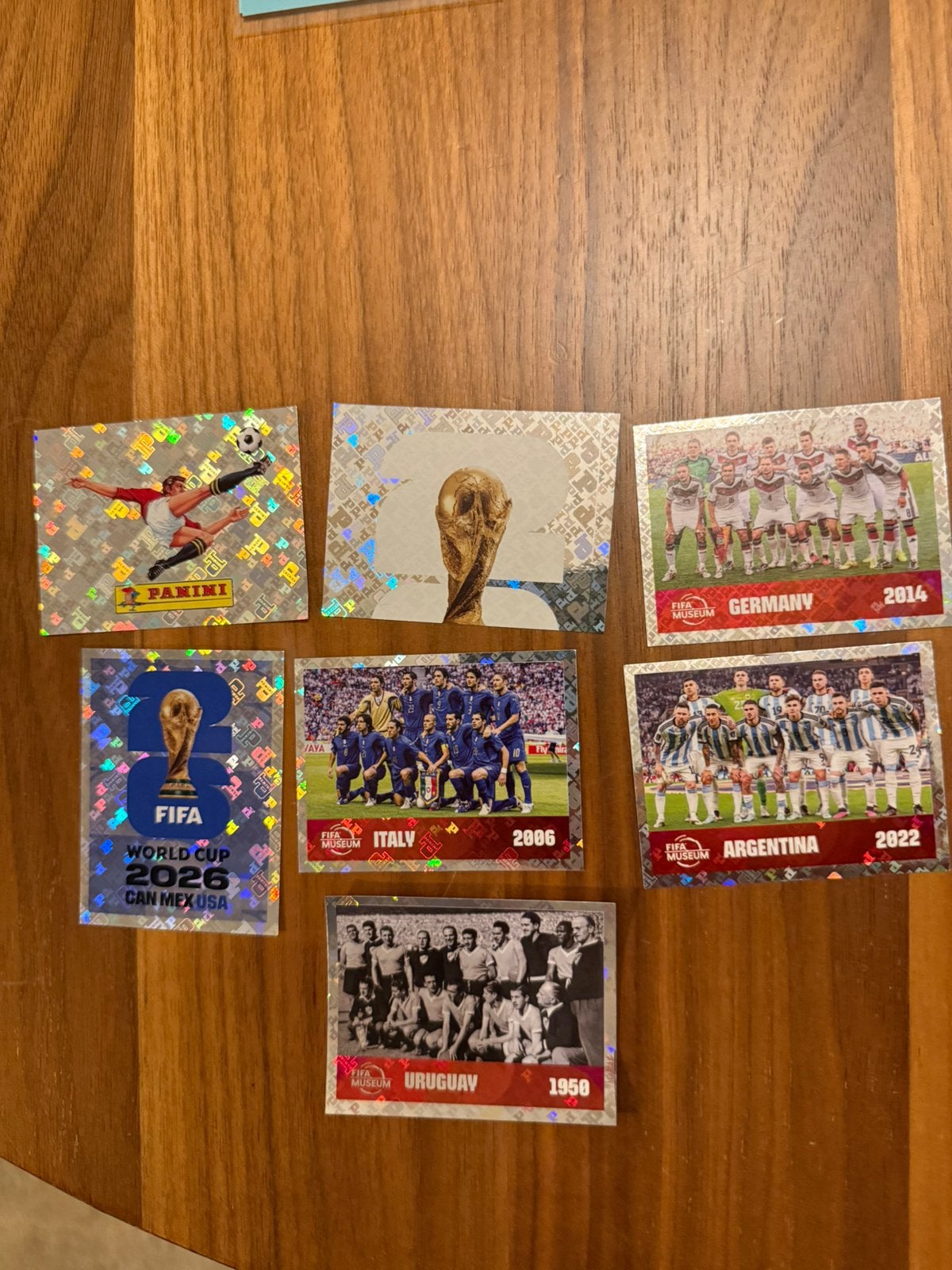 BIEDEN!! FWC stickers, Hobby en Vrije tijd, Spaarzegeltjes, Ophalen
