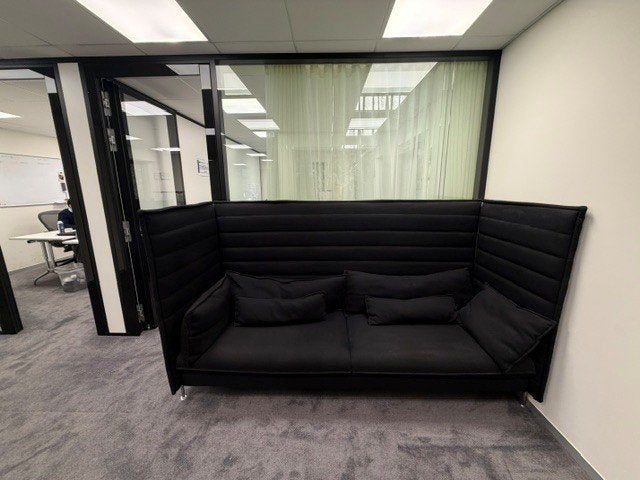 Vitra Alcove Highback 3 places, 75 à 100 cm, 125 cm ou plus, Enlèvement, Utilisé