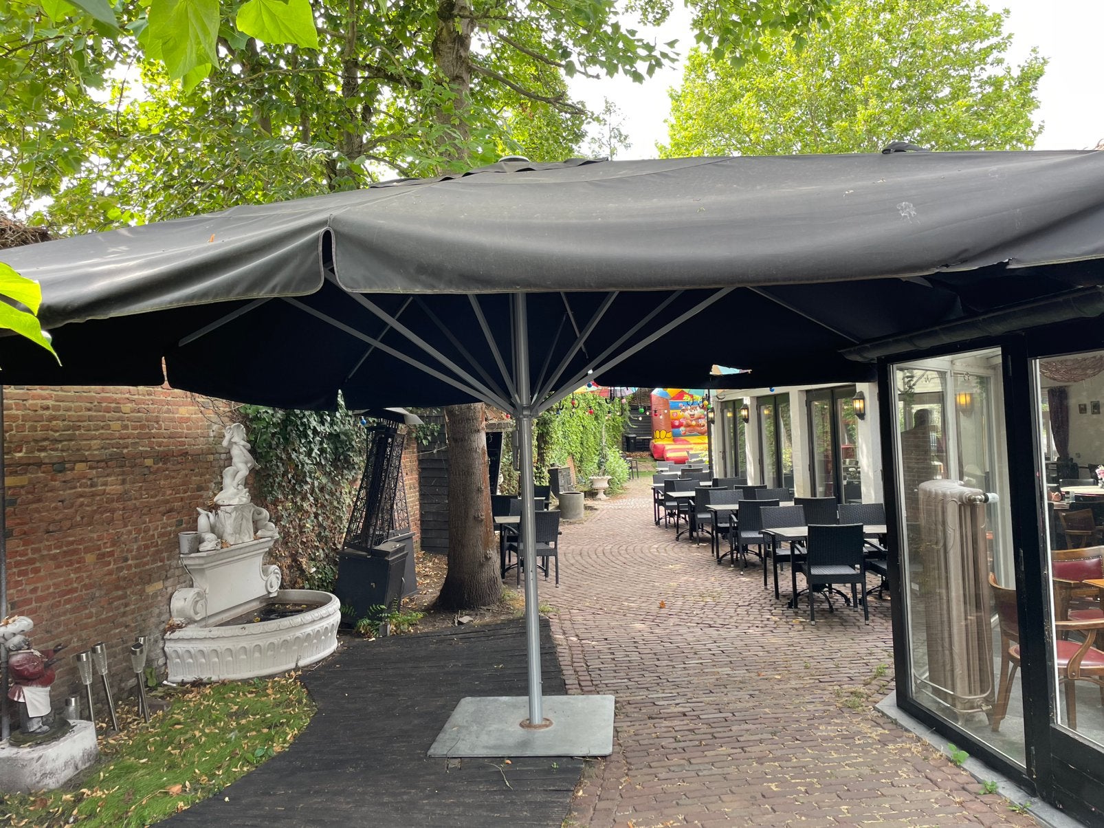 Parasol 5x5 avec base en granit, Jardin & Terrasse, Enlèvement, Comme neuf