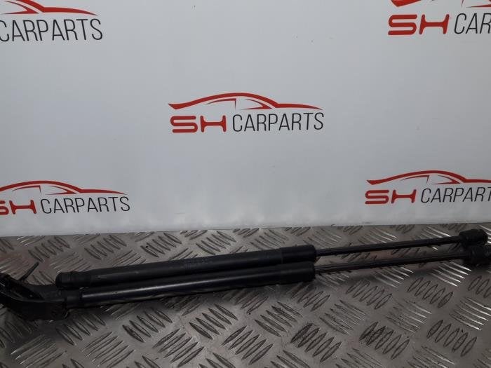 Kit amortisseur gaz hayon d'un Suzuki Swift, -, 3 mois de garantie, Utilisé, -