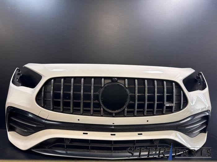 Voorbumper van een Mercedes GLA (149), Gebruikt, -, Ophalen of Verzenden, Bumper