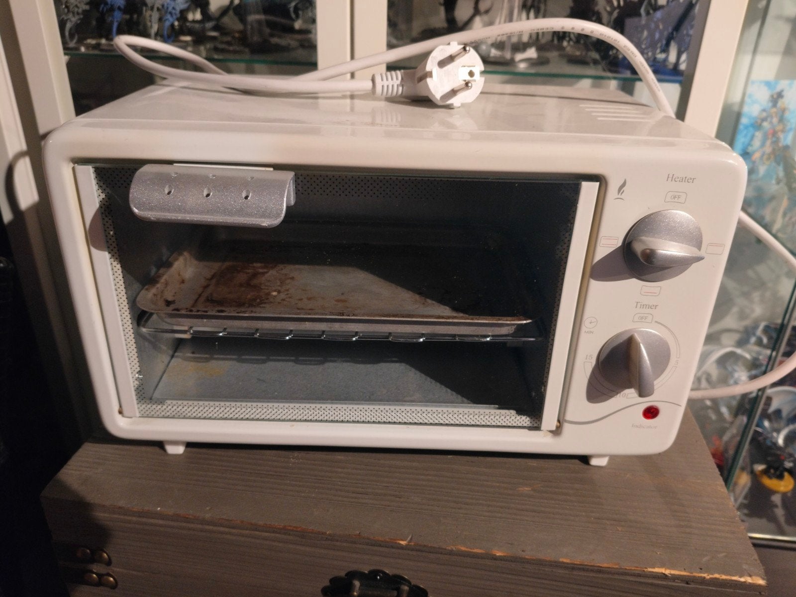 Klein oventje, Elektronische apparatuur, Ophalen