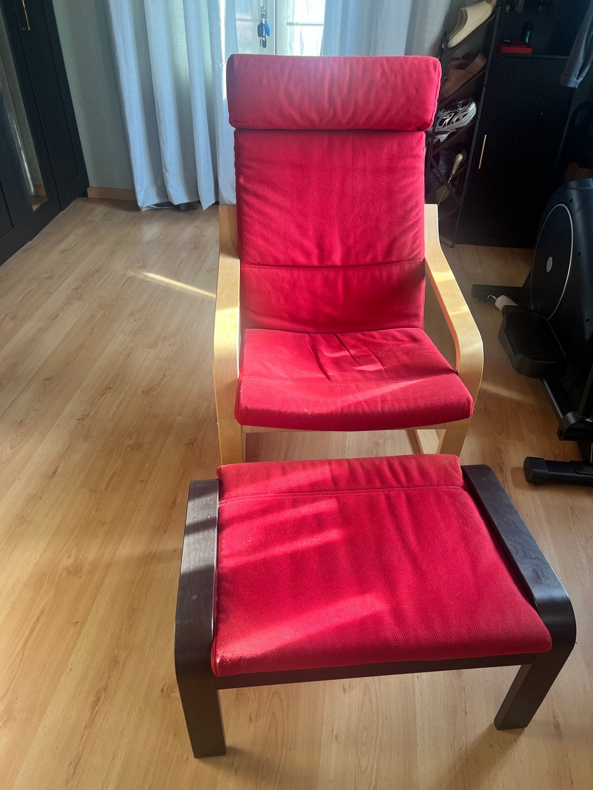 IKEA POÄNG fauteuil met voetsteun, Huis en Inrichting, Ophalen, Zo goed als nieuw