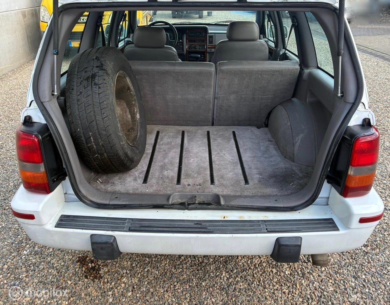 Jeep Grand Cherokee 4.0i 4 WD BARNFIND / SCHUURVONDST, foto 9