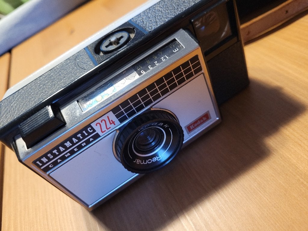 Kodak camera 224 instamatic in opbergtas, Ophalen of Verzenden, Niet werkend, Compact, Kodak