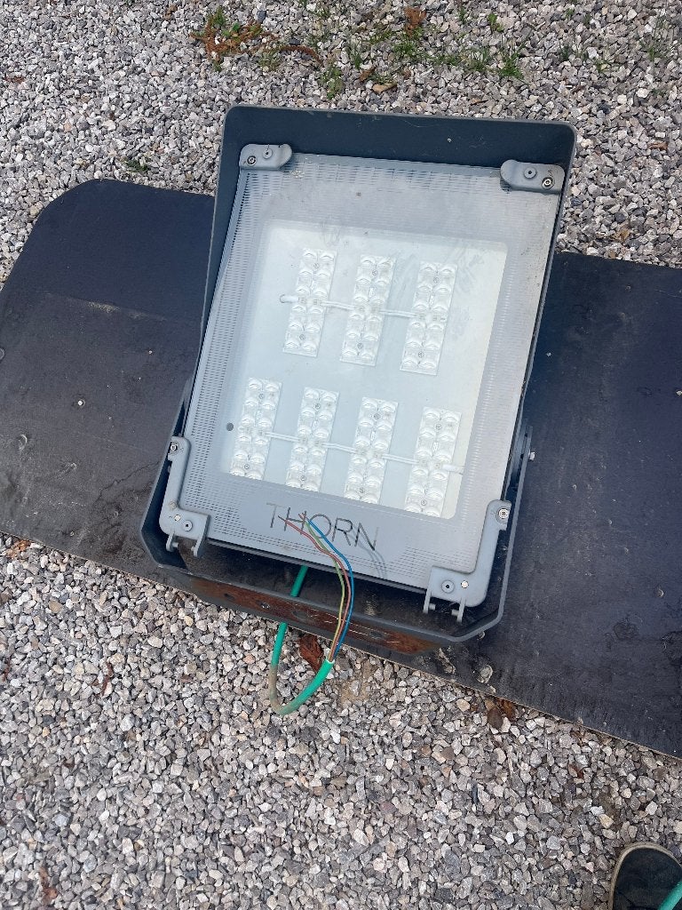 luminaire extérieur LED pour éclairage grands espaces, Tuin en Terras, Buitenverlichting, Ophalen, Gebruikt, Staal, 250 watt of meer