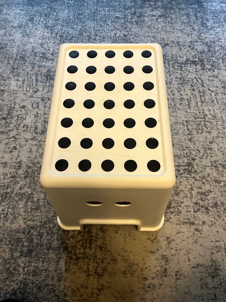 kleine plastic kruk voor kinderen, Ophalen, Gebruikt, Kunststof