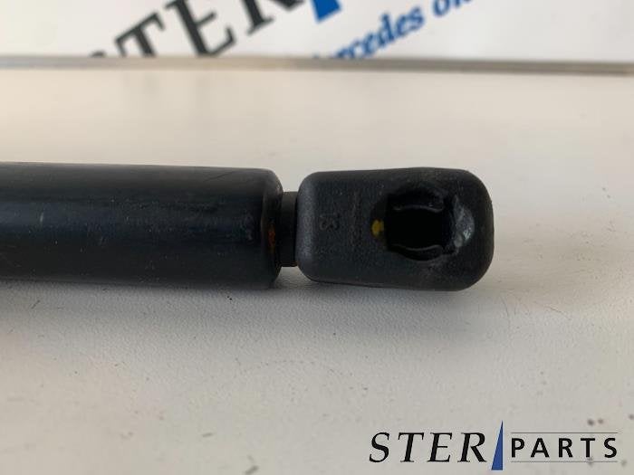 Amortisseur capot moteur gauche d'un Mercedes SL, 3 mois de garantie, Utilisé, -, -