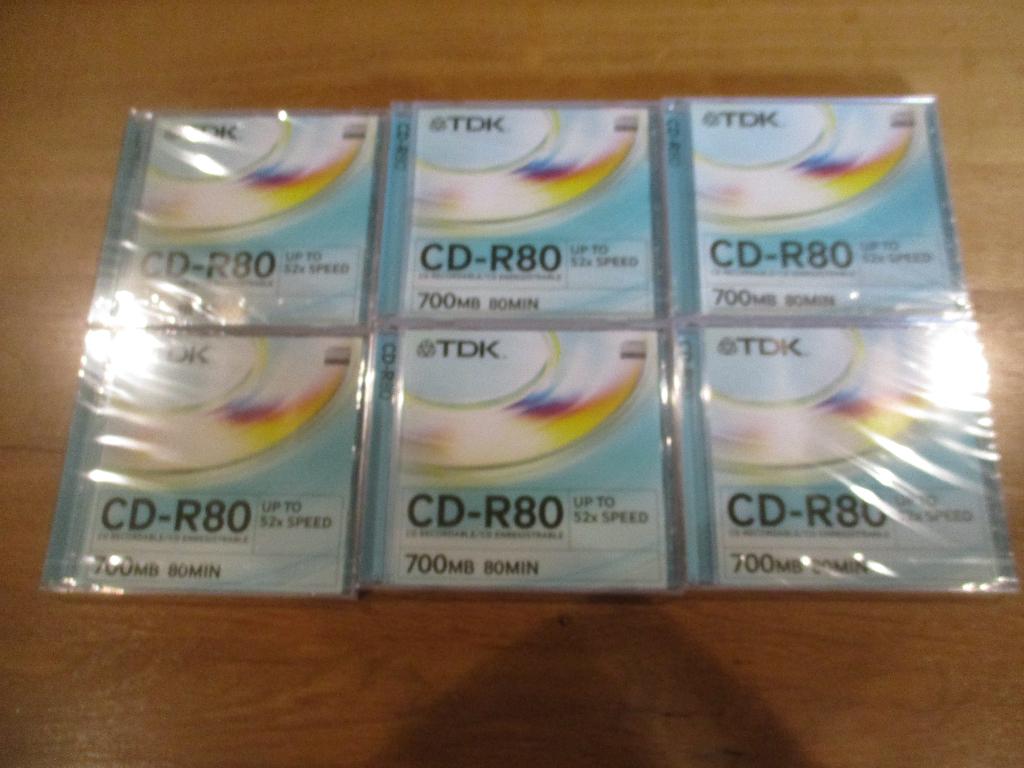 100stuks TDK cd-r80 700mb 80mIN UP TO 52XSPEED, Computers en Software, Beschrijfbare discs, Ophalen, Herschrijfbaar, Cd, Nieuw