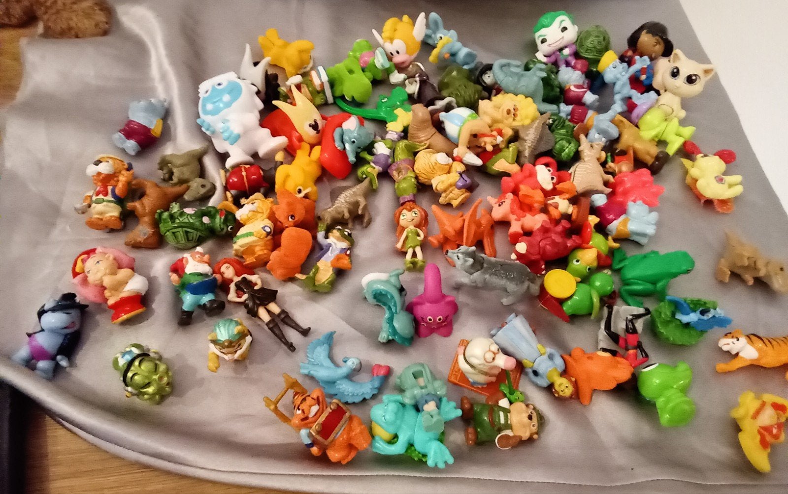 Kinder Surprise, Collections, Enlèvement ou Envoi
