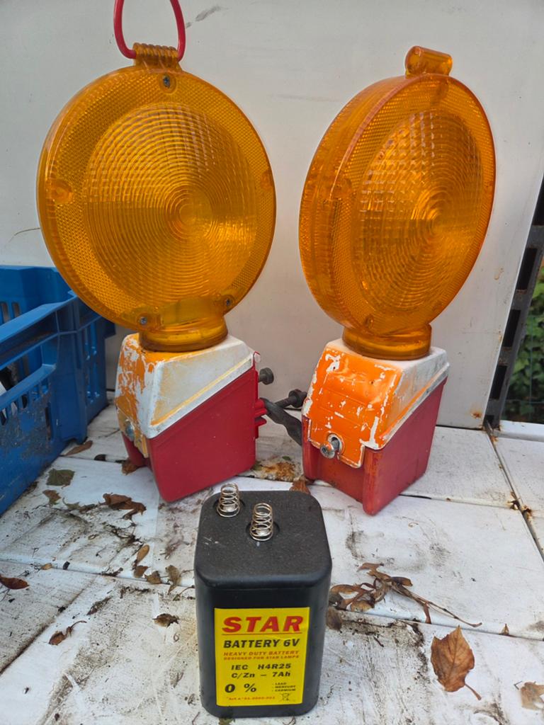 2signaallampen / knipperlichten, Ophalen, Gebruikt
