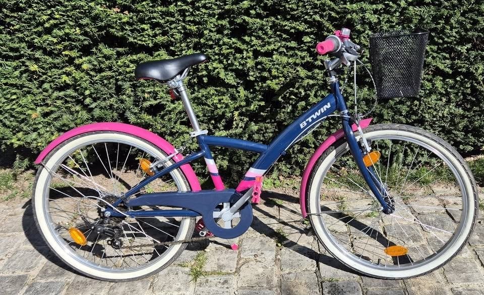 VTC BTWIN 24" 9-12 ans, Vélos & Vélomoteurs, Vitesses, Frein sur jante, Comme neuf, Enlèvement